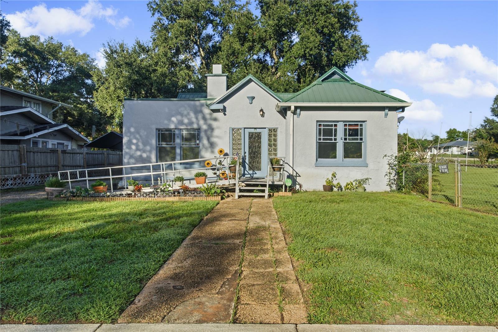 Listing photo for 530 S 7th St