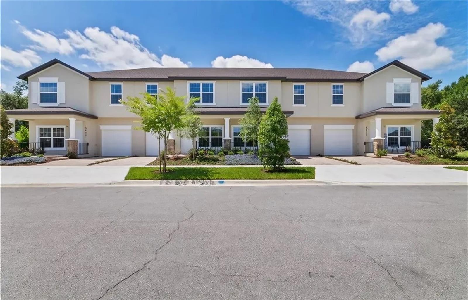 Listing photo 1 for 4404 Summer Flowers Pl