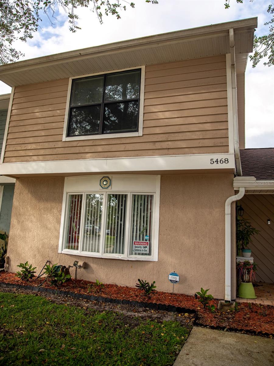 Listing photo 2 for 5468 Bracken Ct