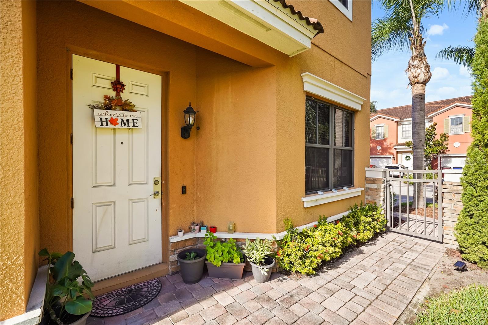 Listing photo 2 for 3460 Allegra Cir