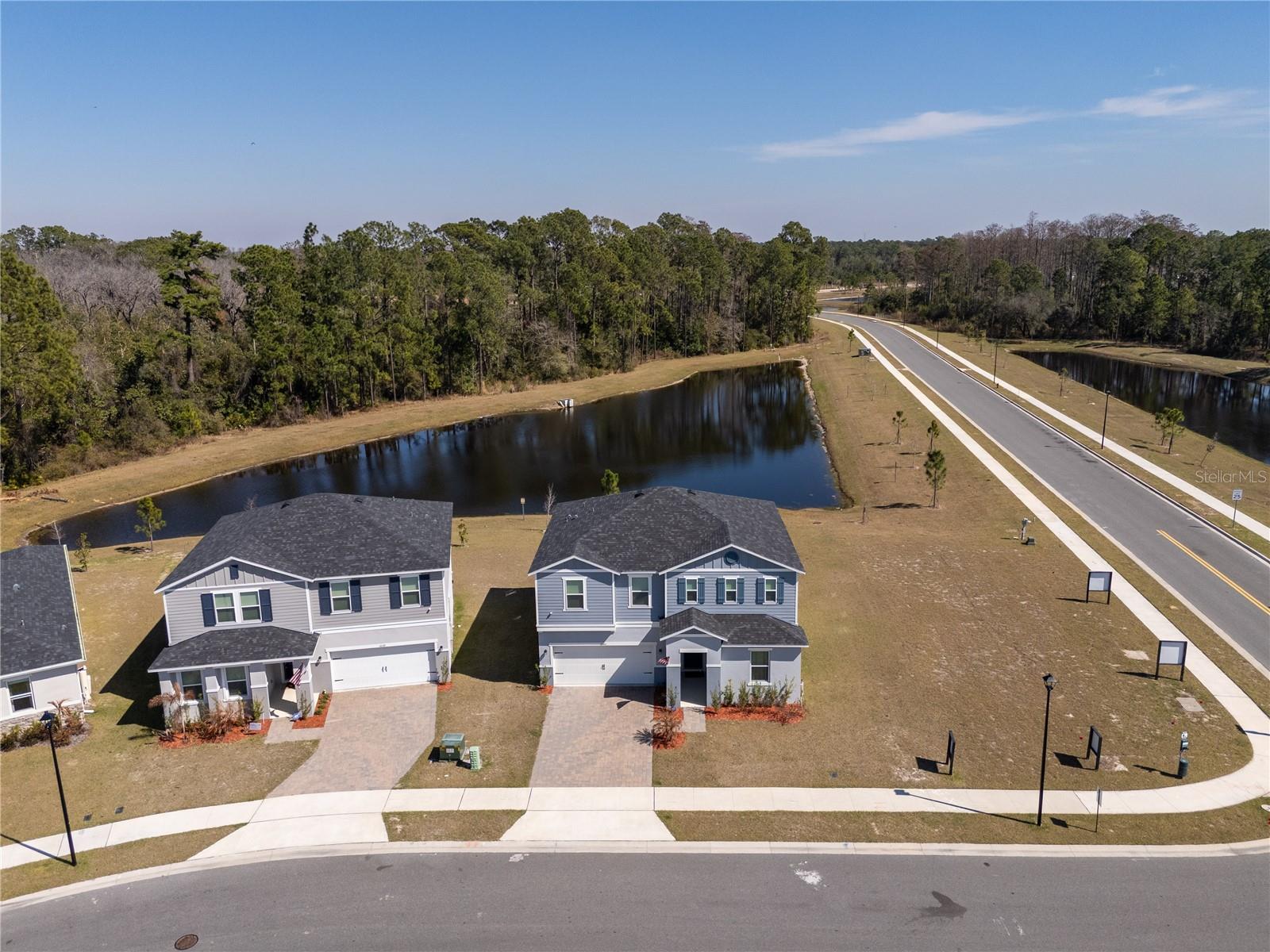 Listing photo 3 for 3243 Sanctuary Dr