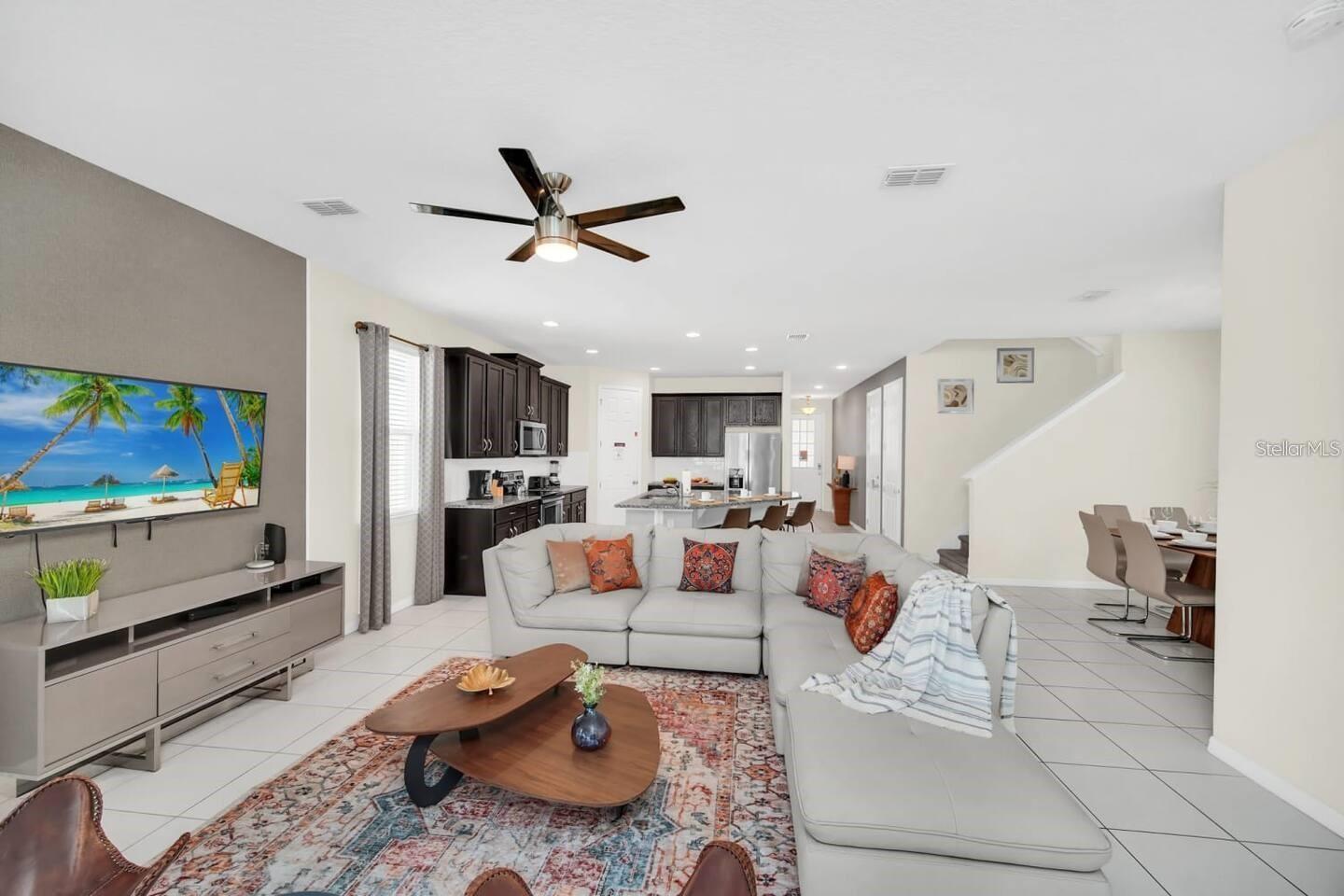 Listing photo 3 for 9009 Egret Mills Ter