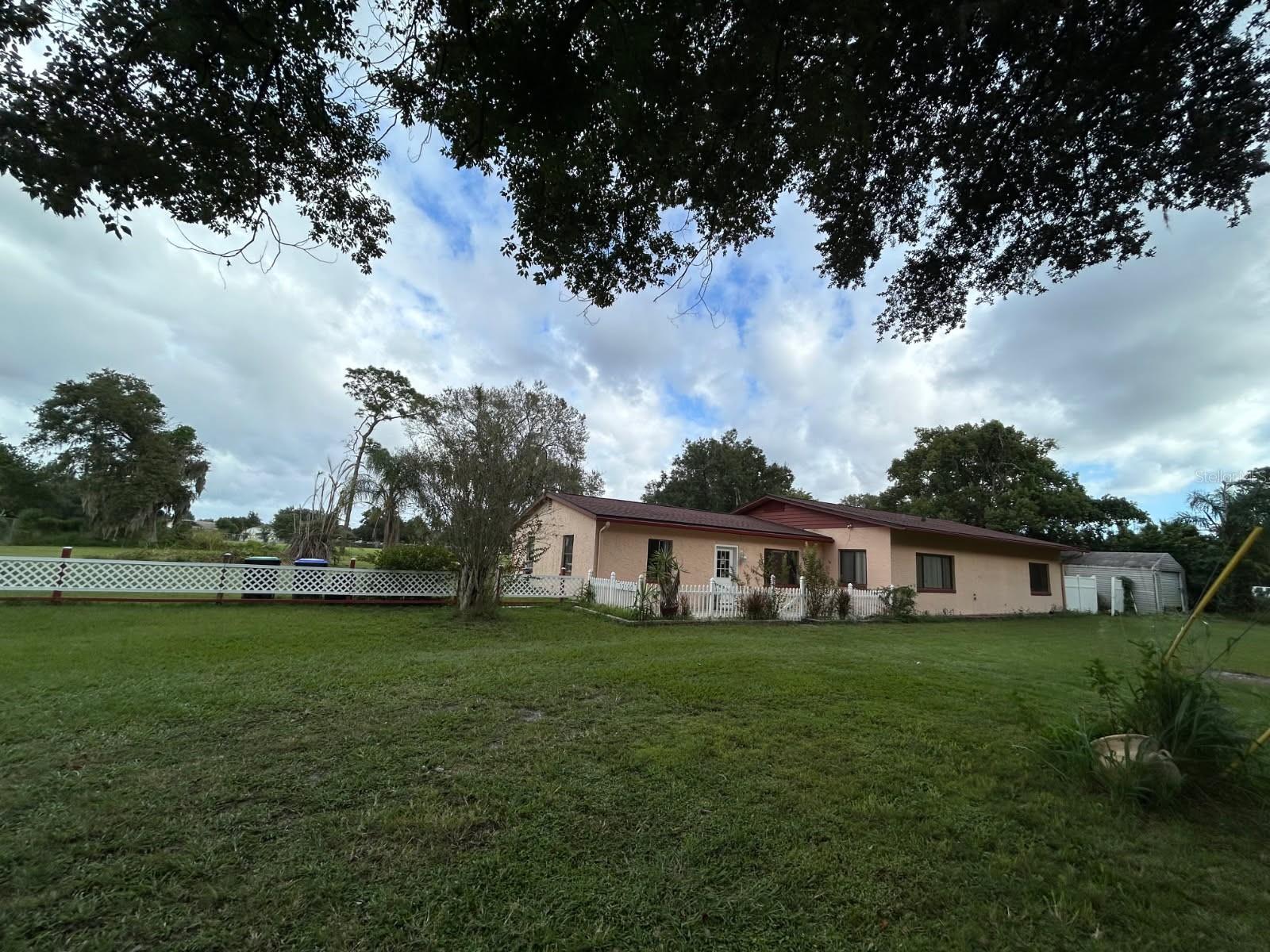 Listing photo for 10100 Alcock Rd