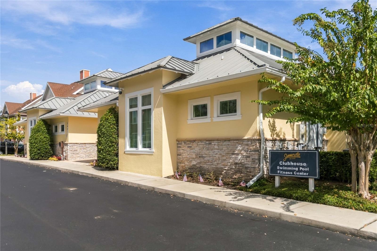 Listing photo 2 for 2608 Sunrise Shores Dr