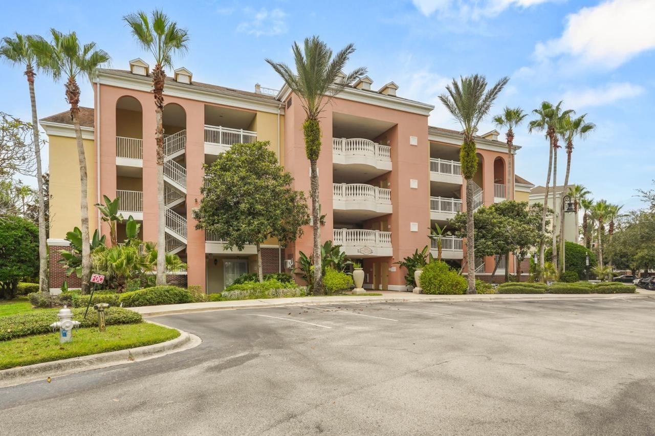 Listing photo 1 for 1116 Sunset View Cir #103