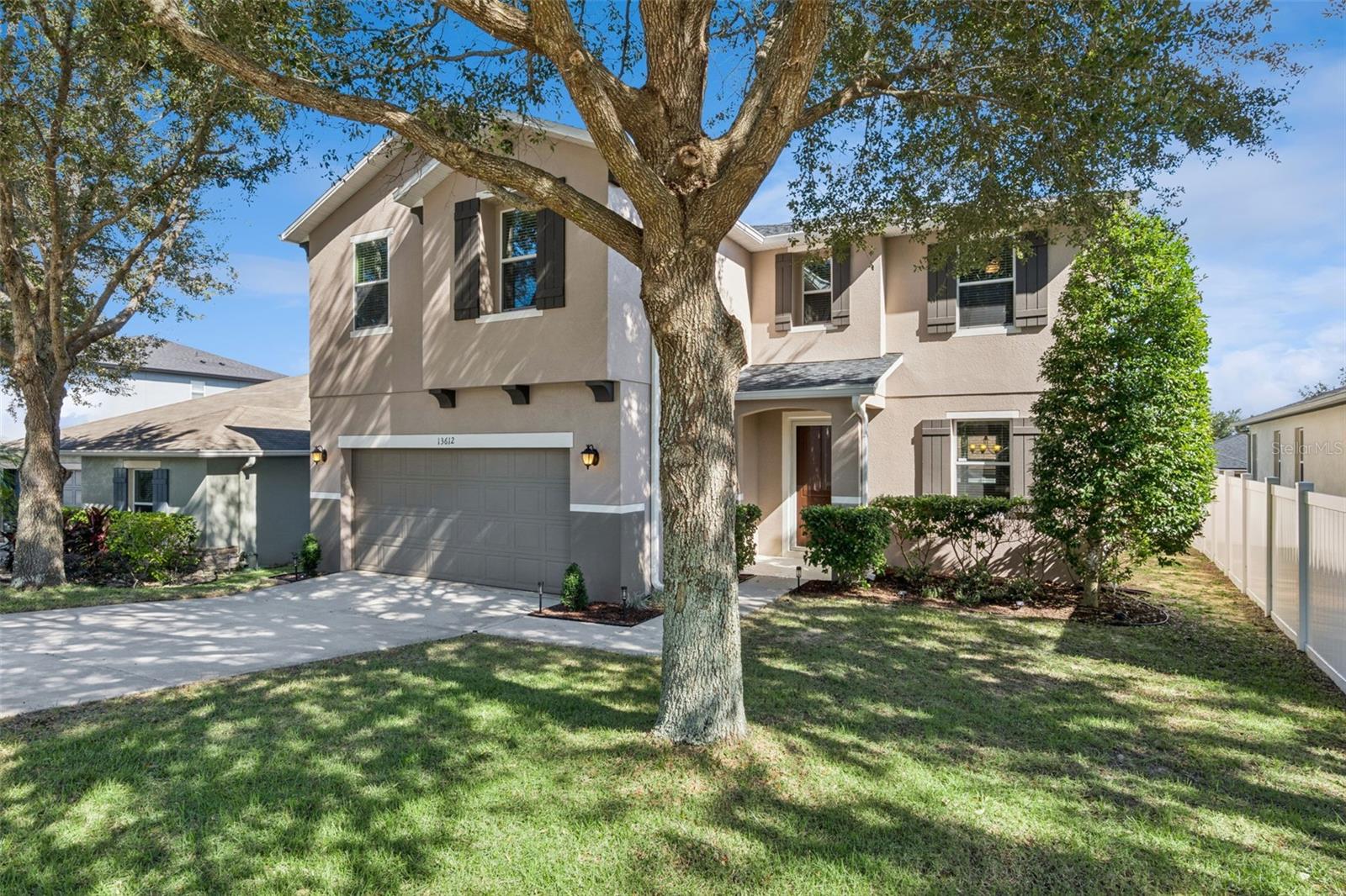 Listing photo 3 for 13612 Laranja St