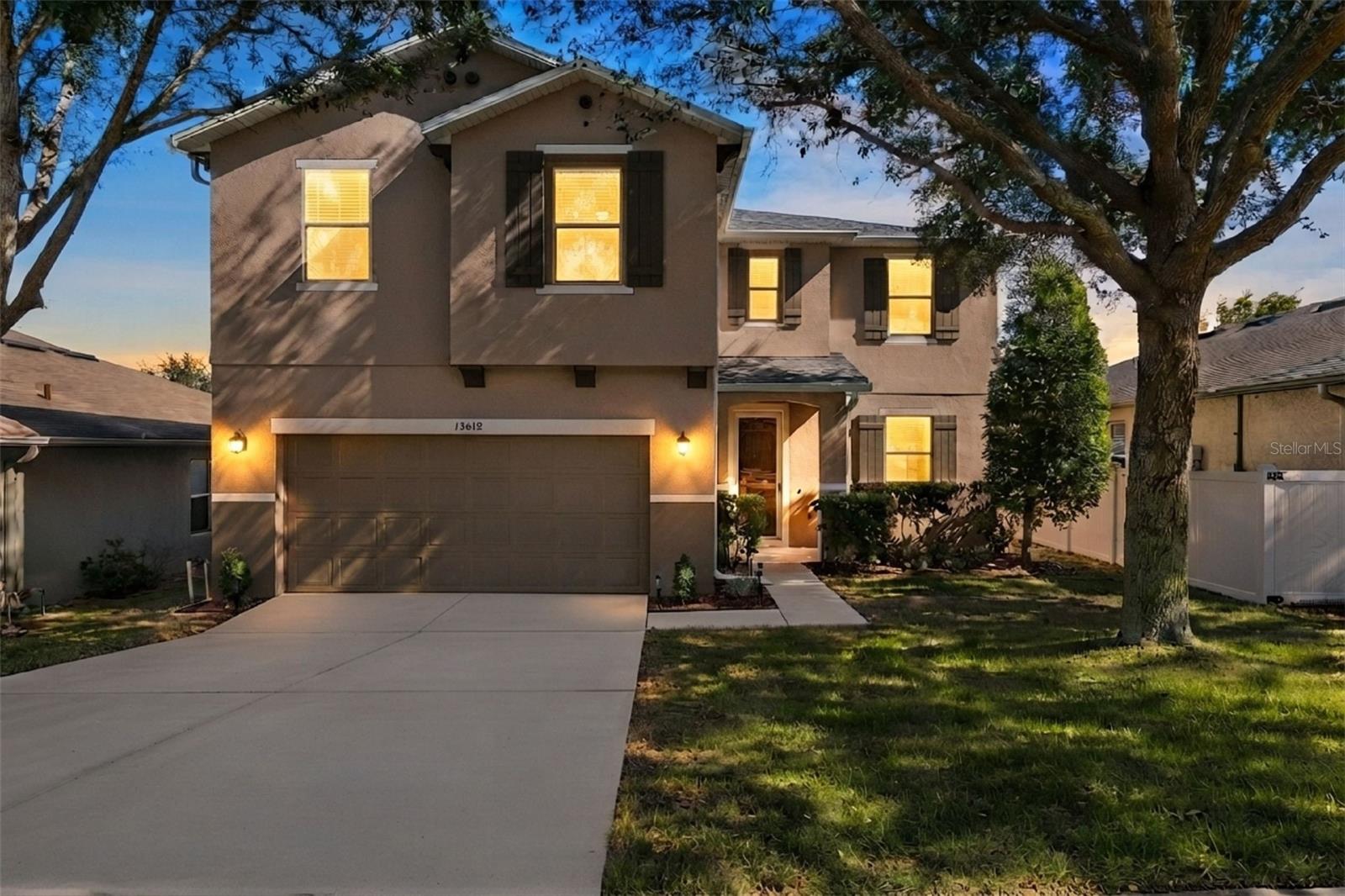 Listing photo 1 for 13612 Laranja St