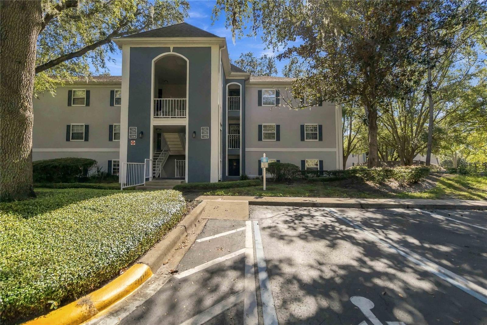 Listing photo 1 for 7102 Olympia Ct #7102