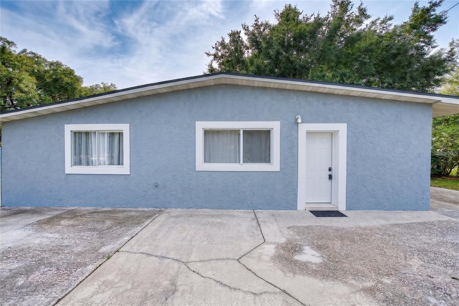 Listing photo 1 for 1495 Penniwa St