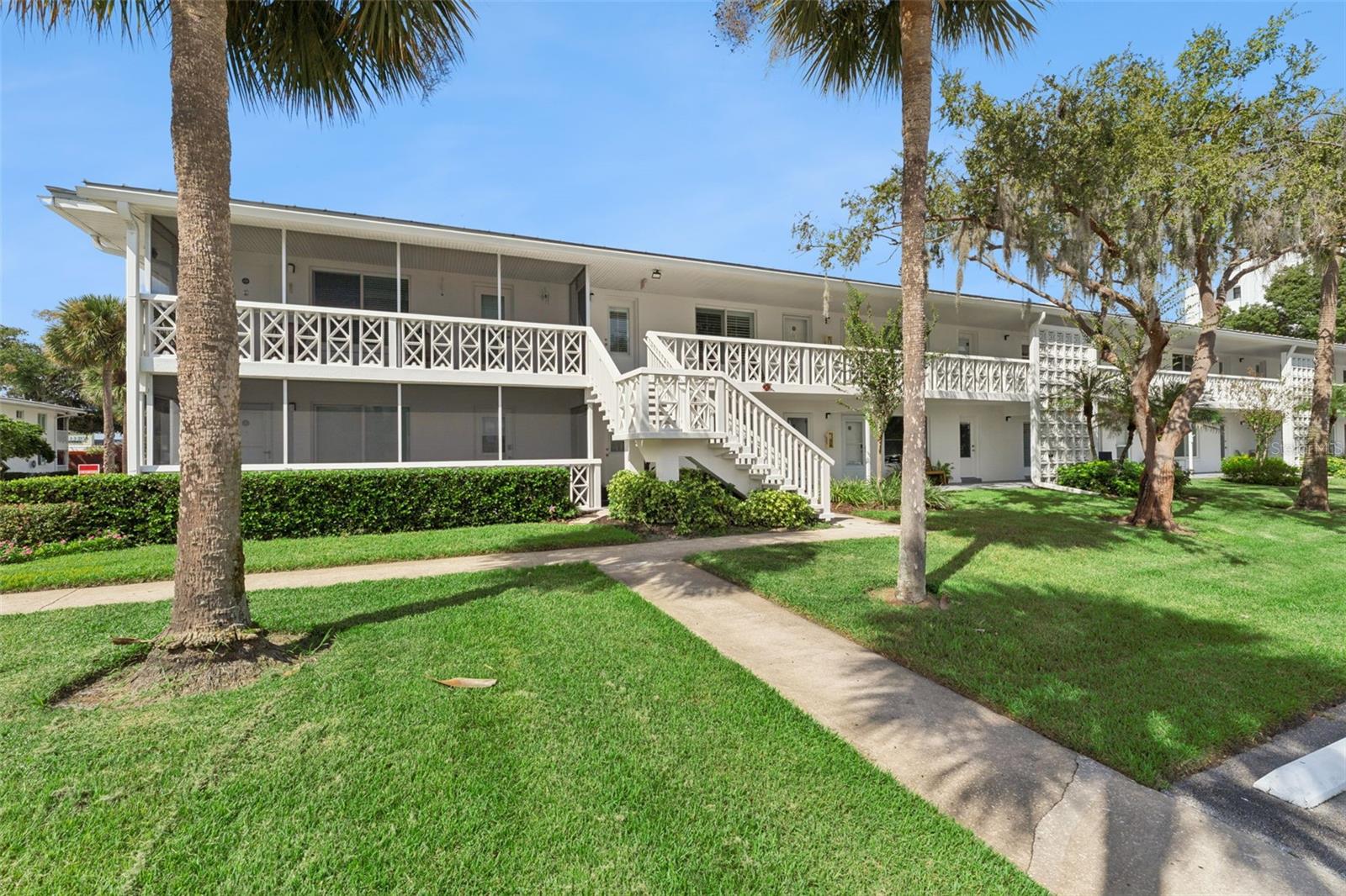 Listing photo 1 for 1140 S Orlando Ave #j12