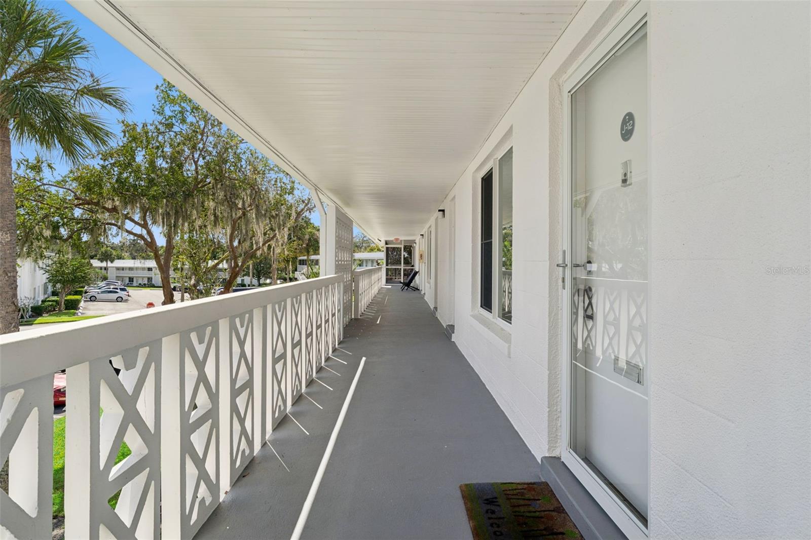 Listing photo 3 for 1140 S Orlando Ave #j12