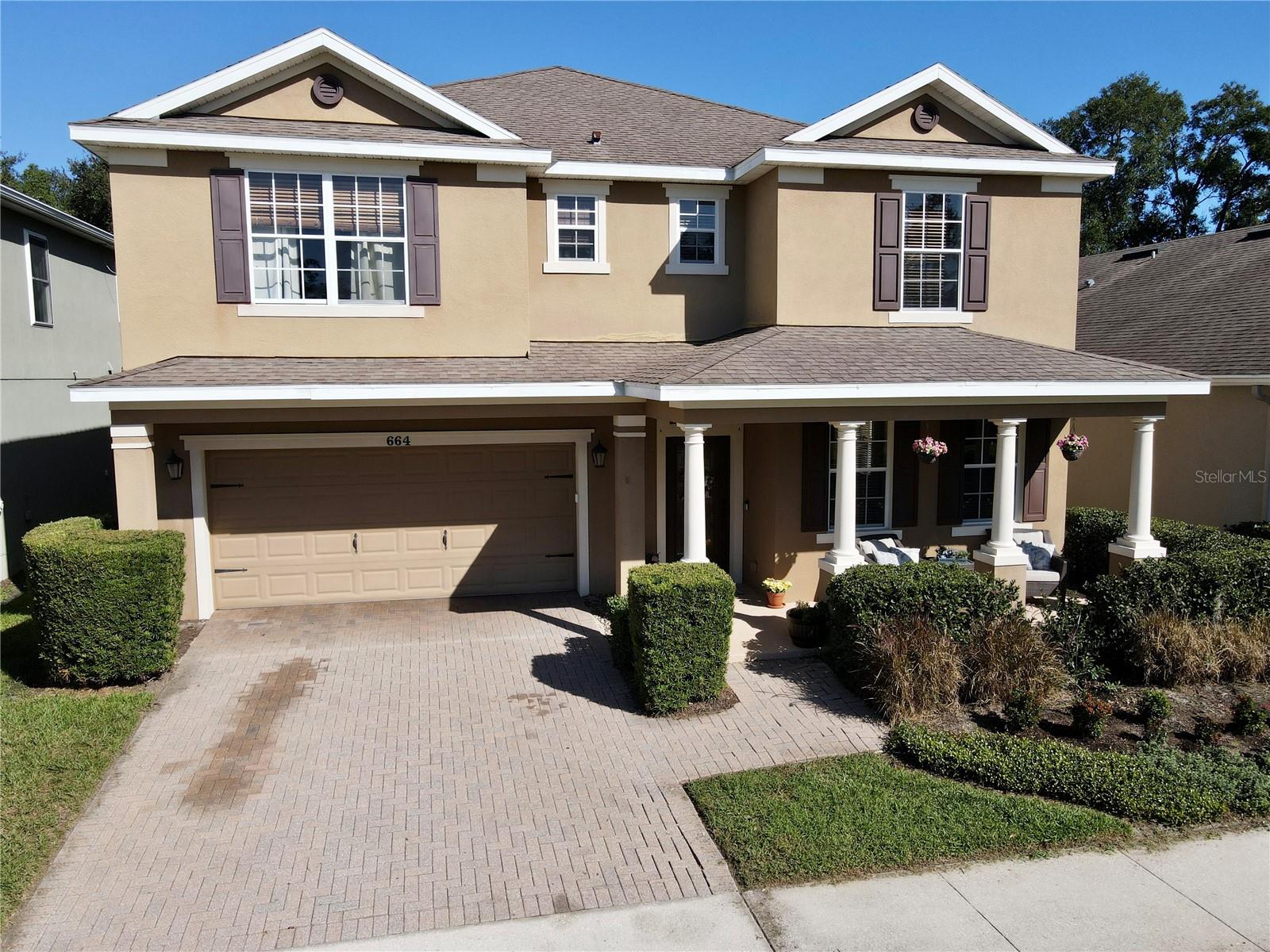Listing photo 3 for 664 Legacy Park Dr