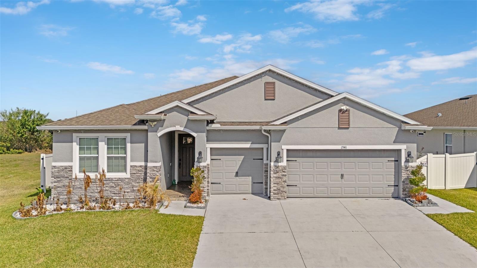 Listing photo 1 for 1941 Partin Terrace Rd