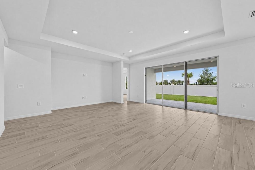 Listing photo 3 for 11390 Bourbon Rose Cir