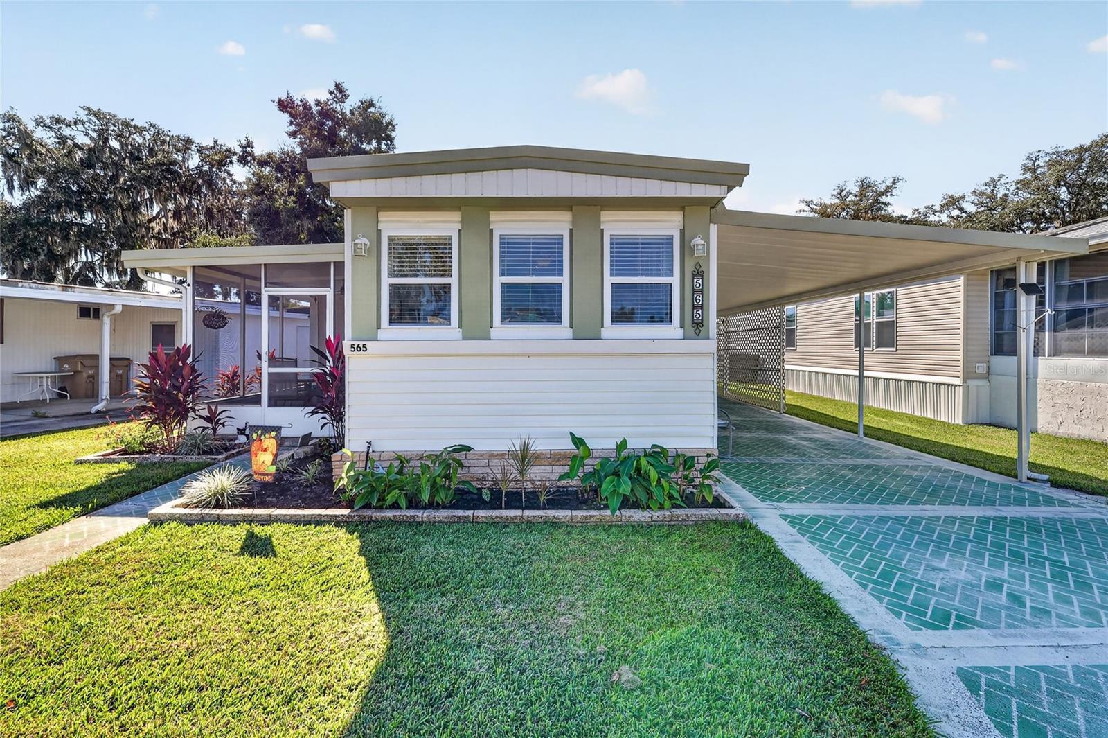 Listing photo for 565 Tammi Dr