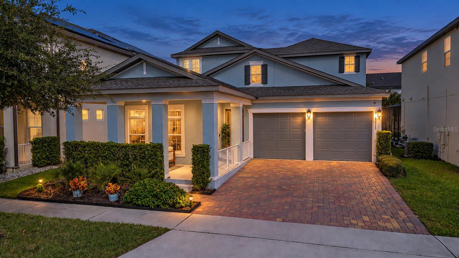 Listing photo 2 for 15023 Guava Bay Dr