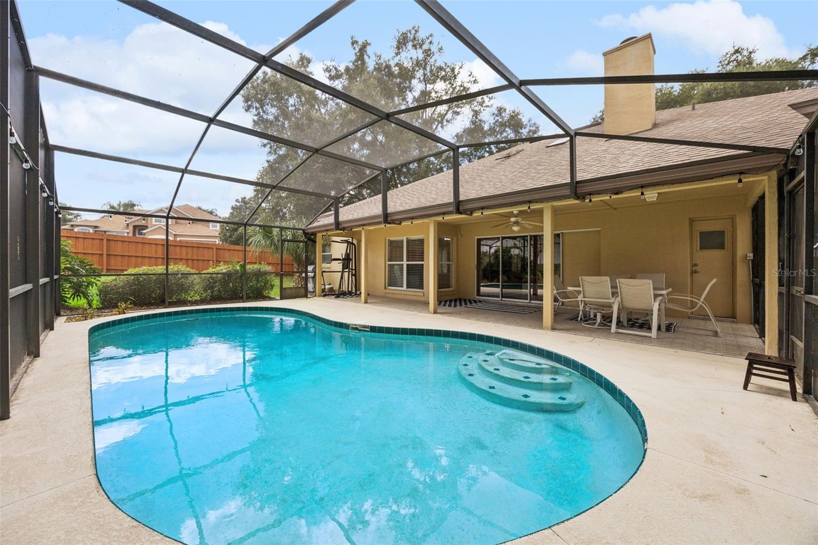 Listing photo 3 for 1505 Grassy Ridge Ln