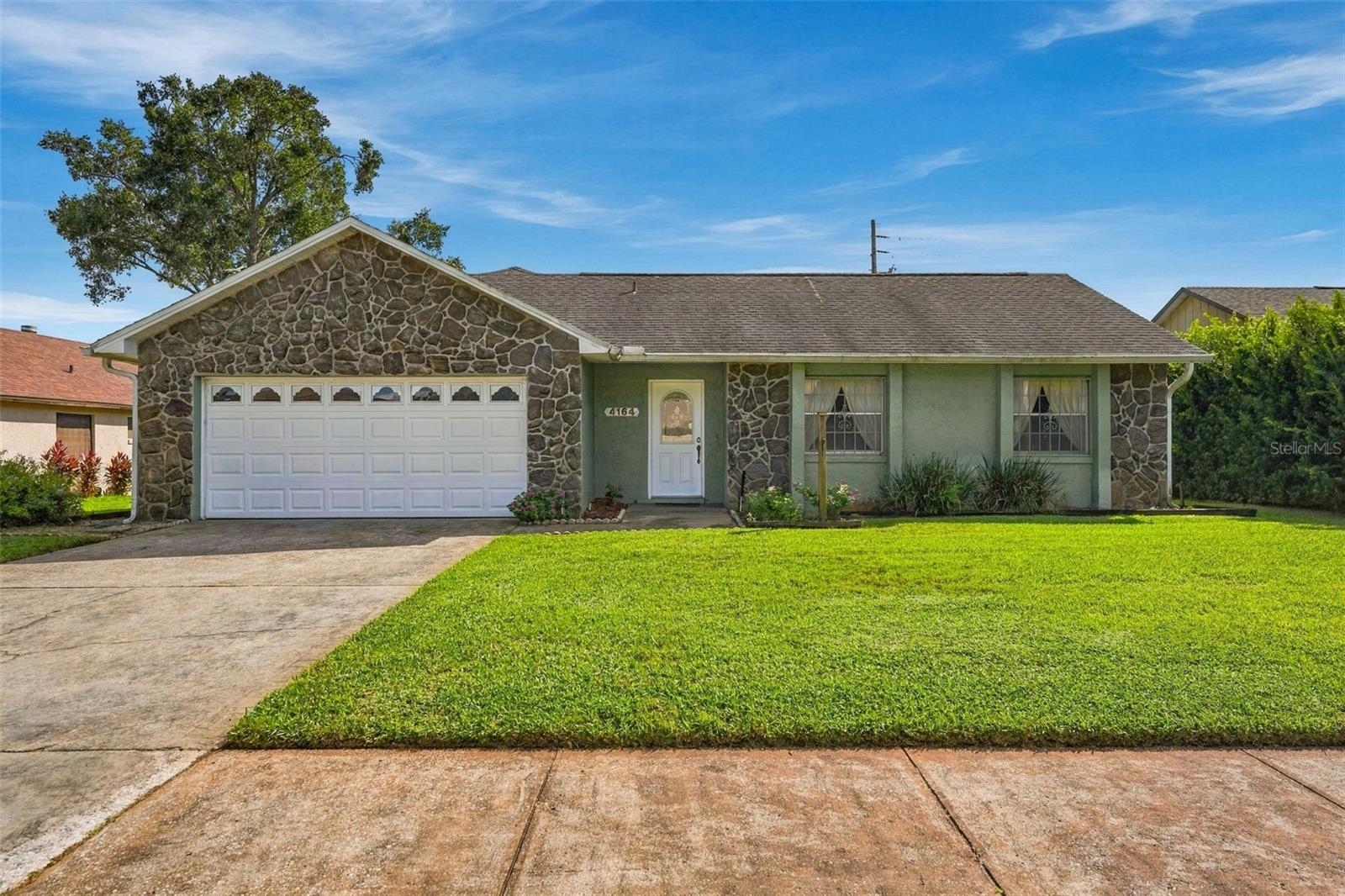 Listing photo 1 for 4164 Thomassa Ct