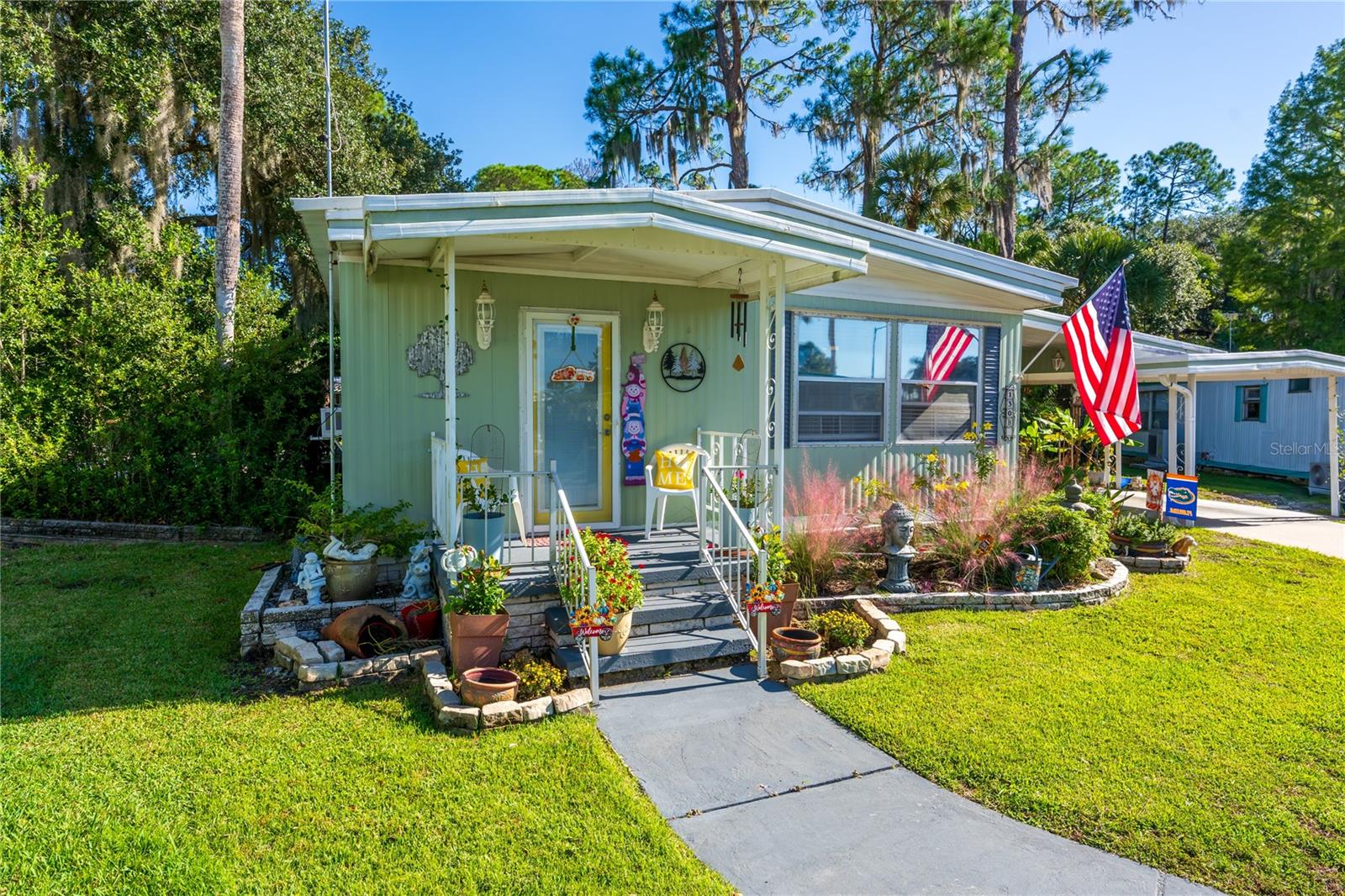 Listing photo 2 for 130 Piney Rdg