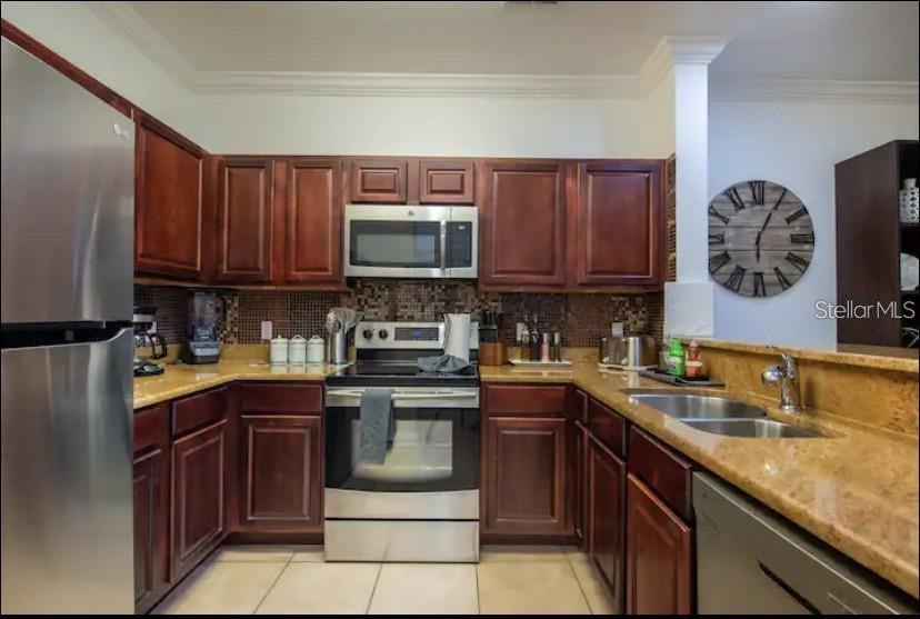 Listing photo 2 for 8020 Tuscany Way #6106