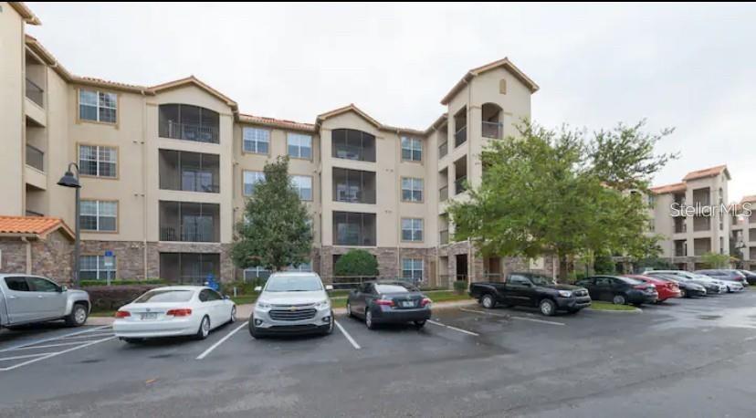 Listing photo 1 for 8020 Tuscany Way #6106