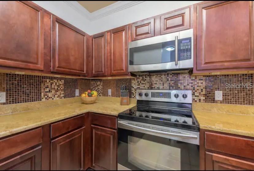 Listing photo 3 for 8020 Tuscany Way #6106