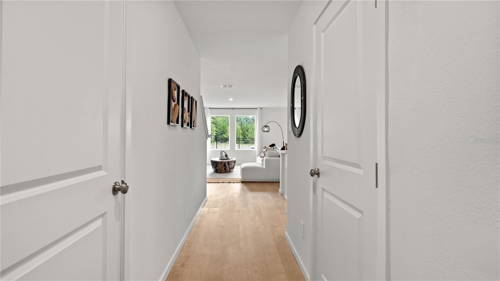 Listing photo 2 for 1111 Twins St