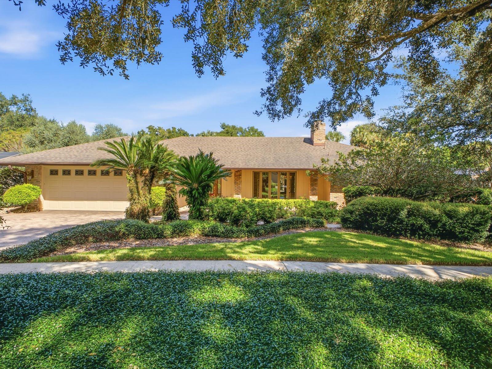 Listing photo 1 for 1735 Demetree Dr