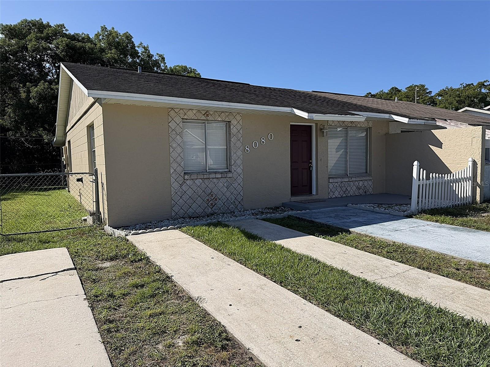 Listing photo 1 for 8080 Parrot Dr
