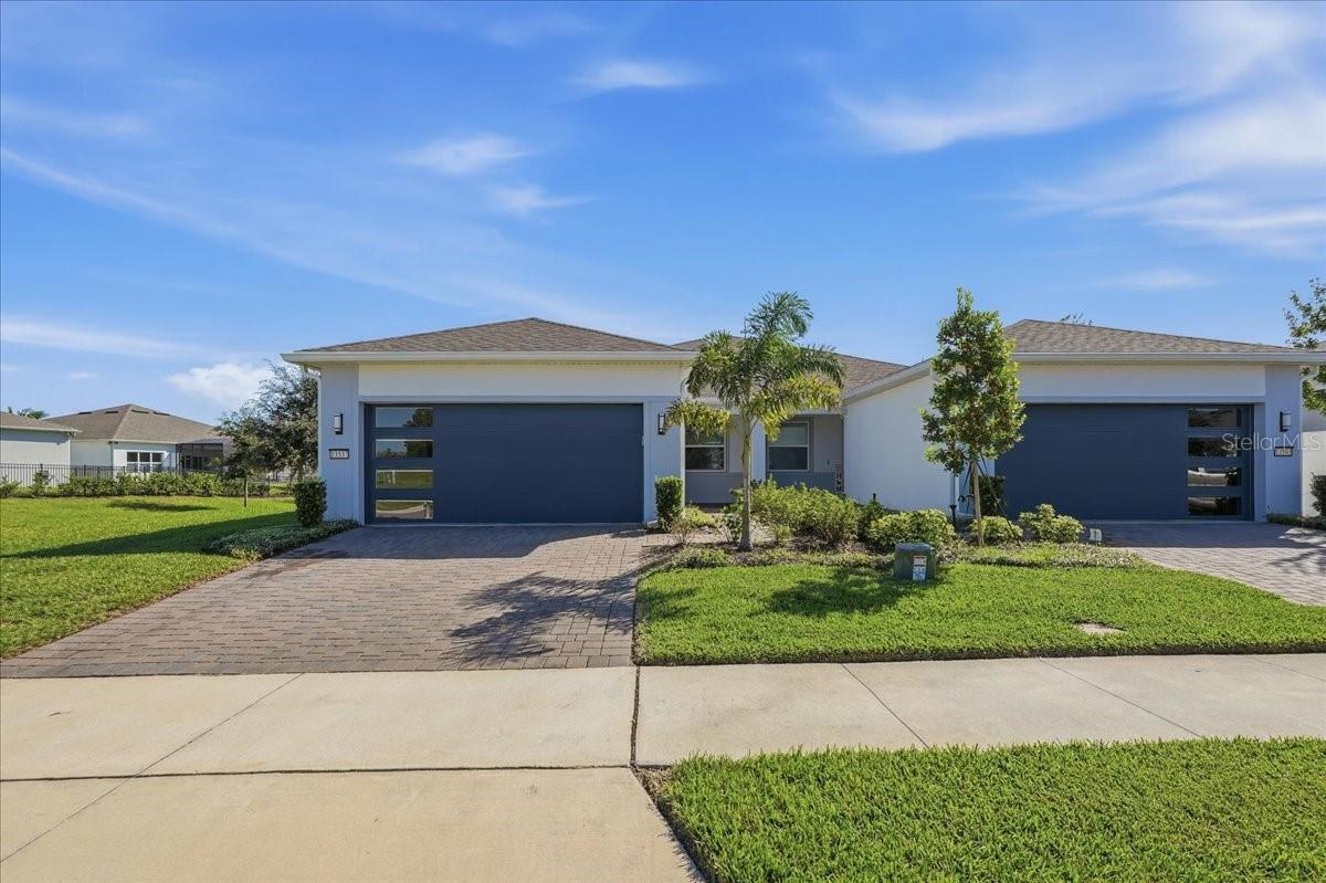 Listing photo 1 for 13537 Splashing Isla Dr