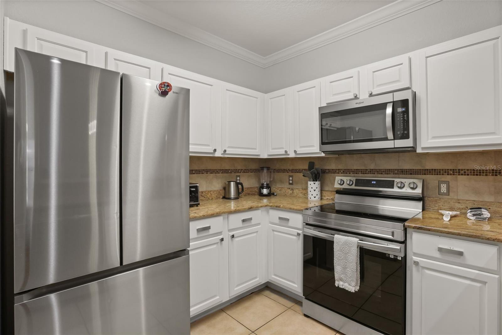 Listing photo 3 for 1371 Tuscan Ter #3404