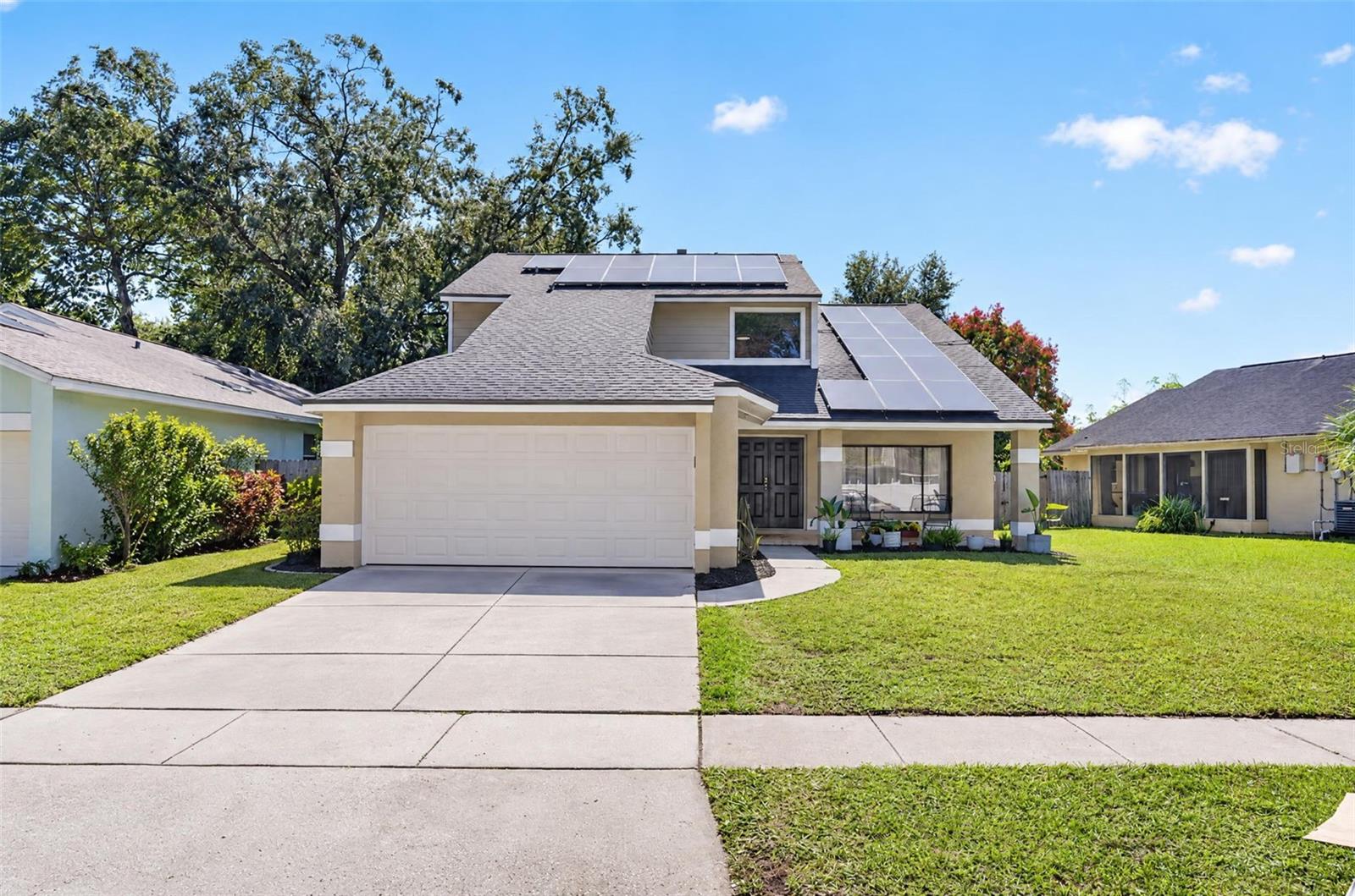 Listing photo 2 for 7808 Winter Song Dr