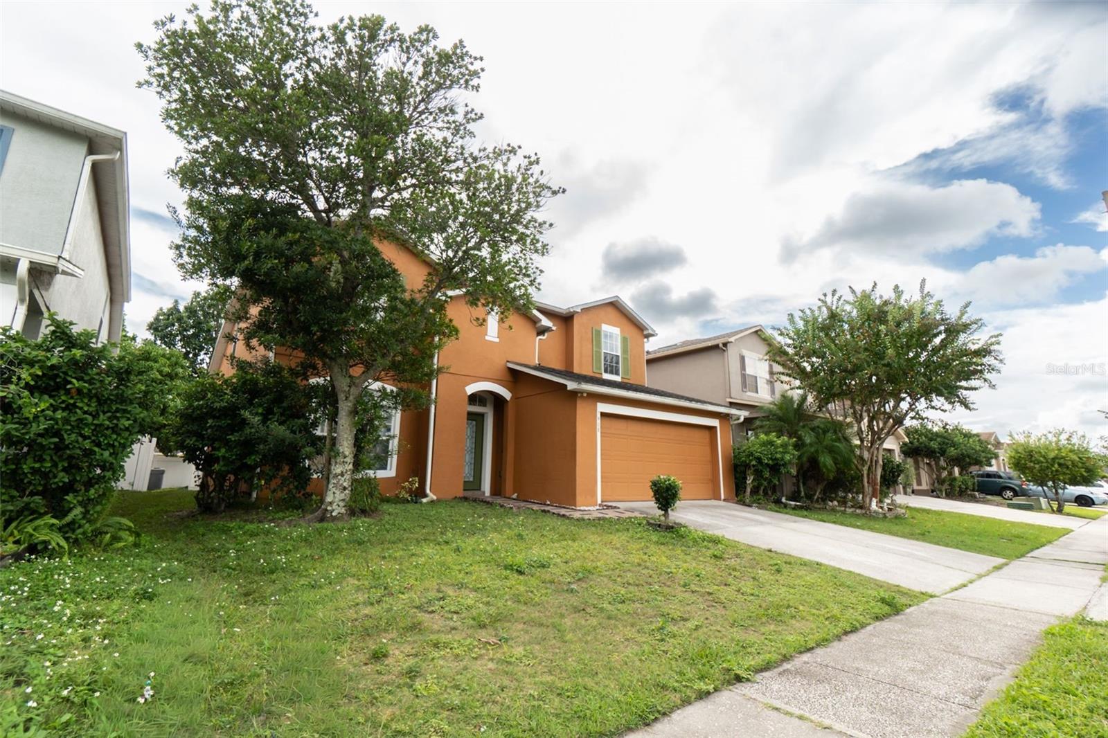 Listing photo 2 for 7908 Bear Claw Run