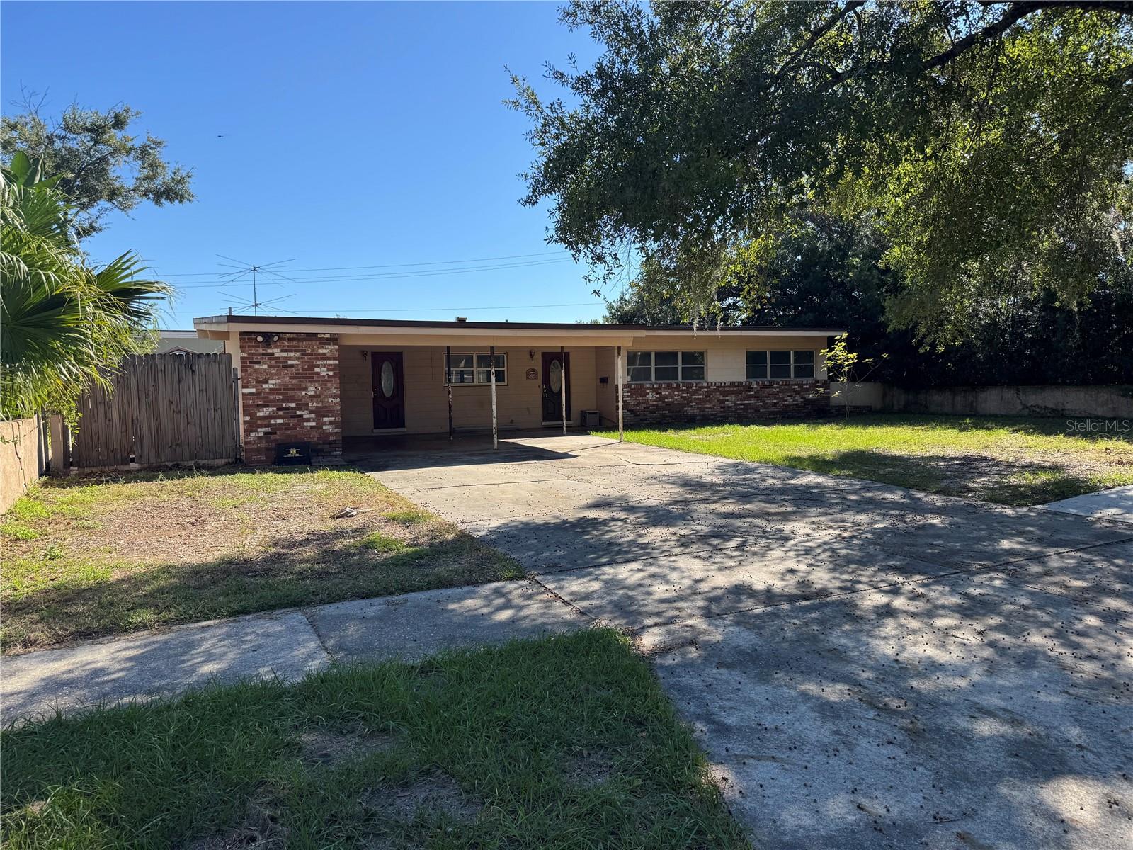 Listing photo 1 for 506 Lander Rd