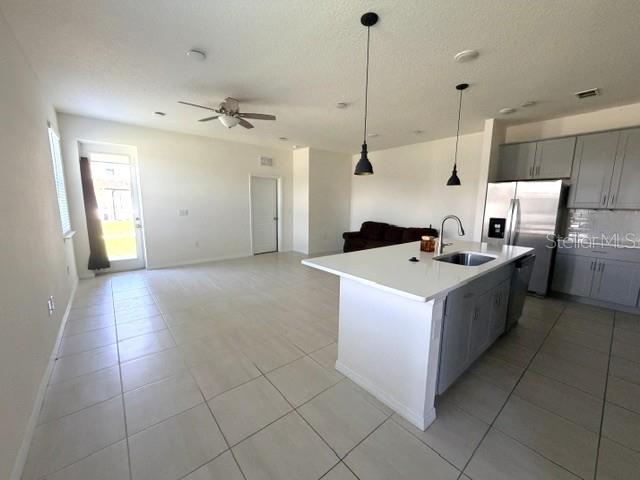 Listing photo 3 for 4371 Creek Cove Ln