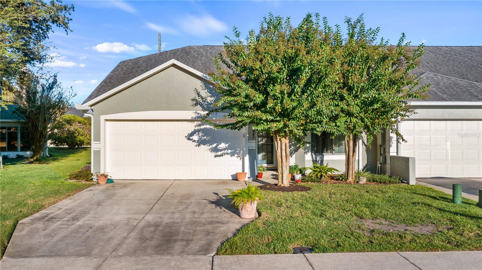 Listing photo 1 for 656 Harbor Villa Ct