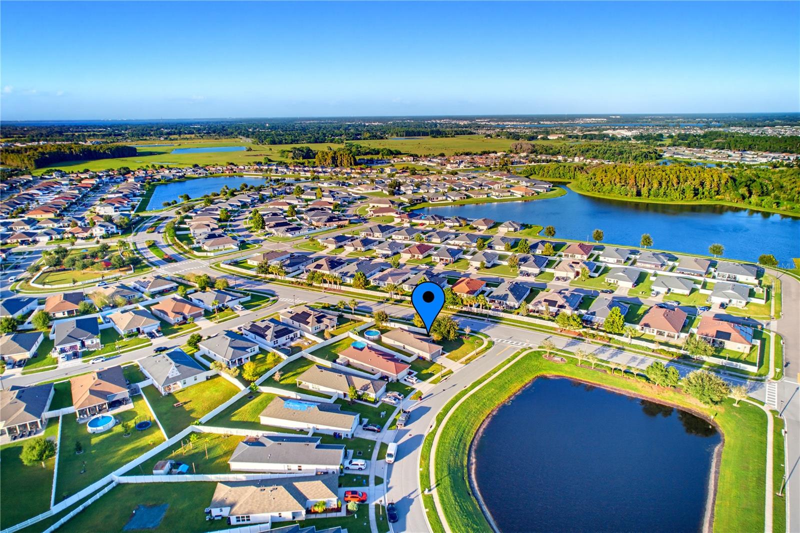 Listing photo 2 for 3000 Lakes Crest Ave