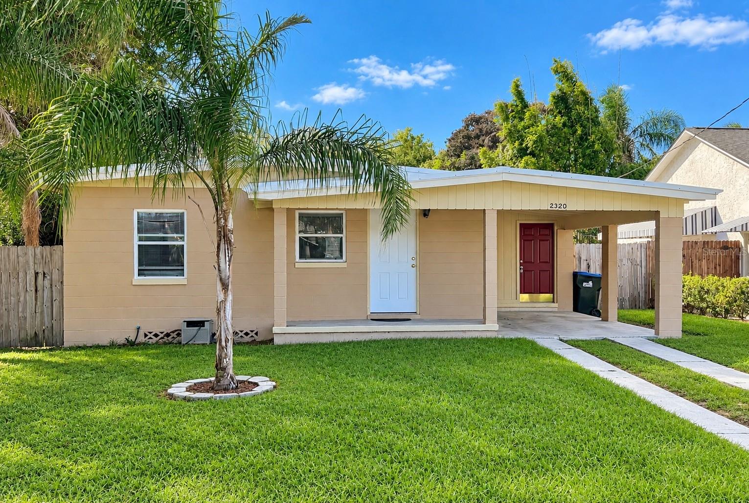 Listing photo 1 for 2320 Dawley Ave