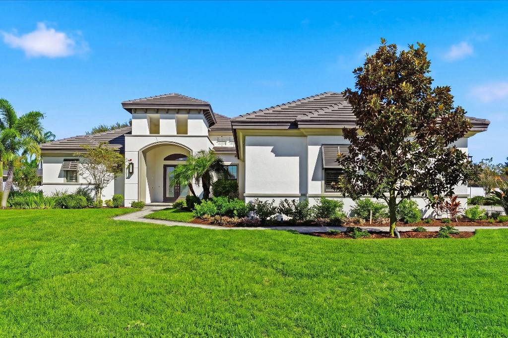 Listing photo 2 for 4462 Emerald Palms Ln