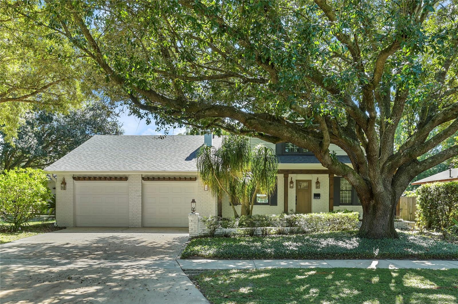 Listing photo 2 for 2330 Westminster Ct.