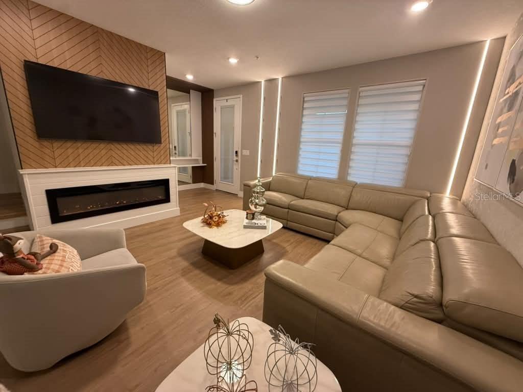 Listing photo 3 for 14139 Lanikai Beach Dr