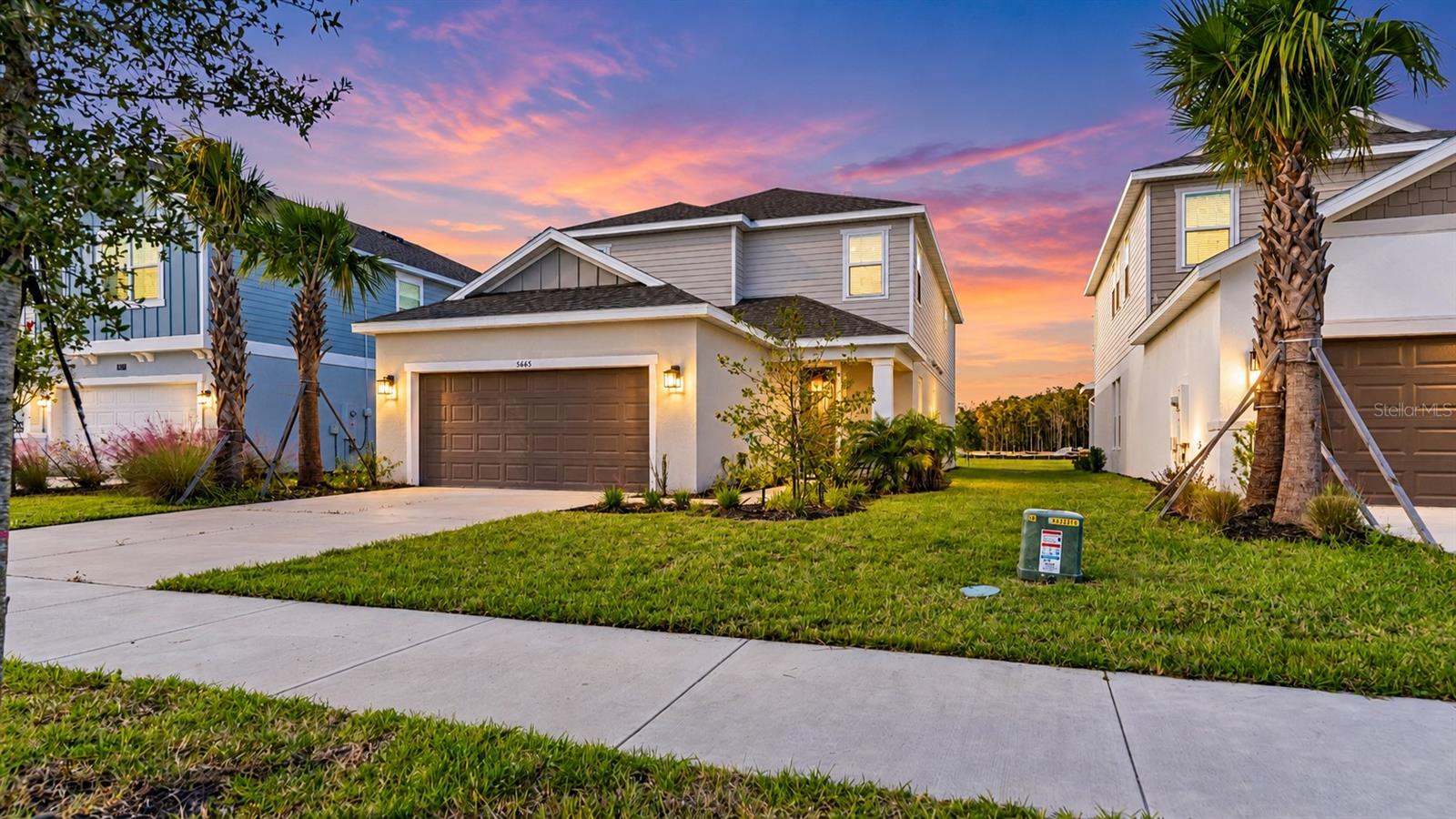 Listing photo 1 for 5665 Ficus Aurea St