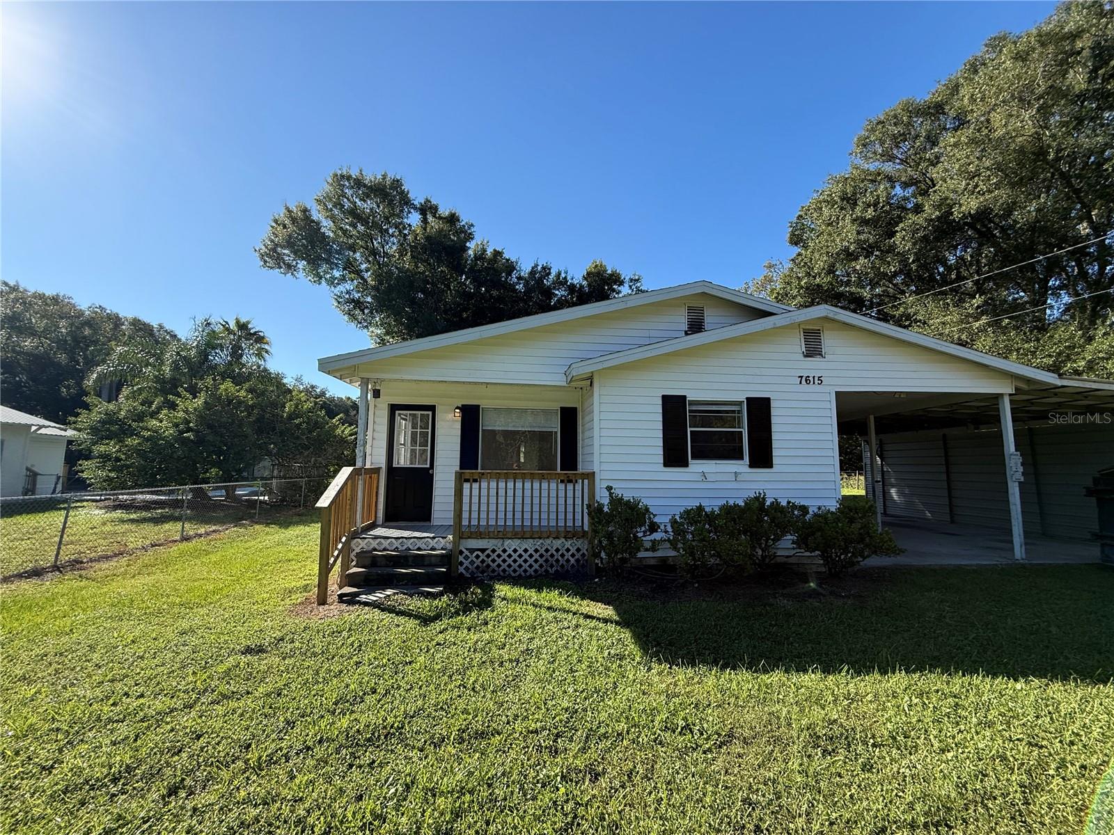 Listing photo 1 for 7615 Chase Rd