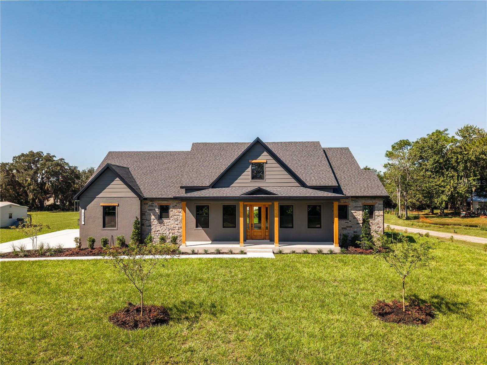 Listing photo 3 for 2024 Mcmicheal Rd