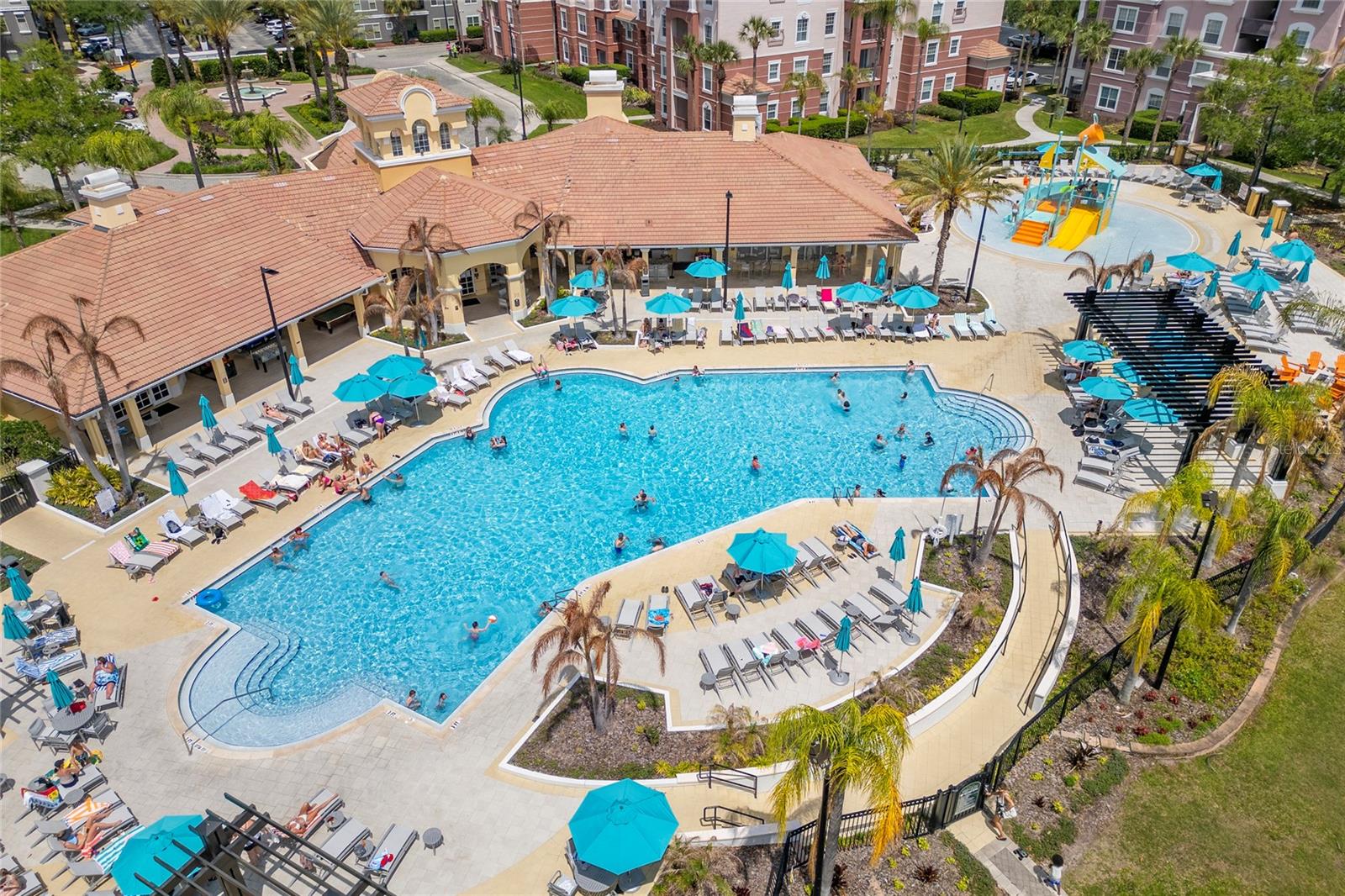 Listing photo 2 for 5026 Tideview Cir #17