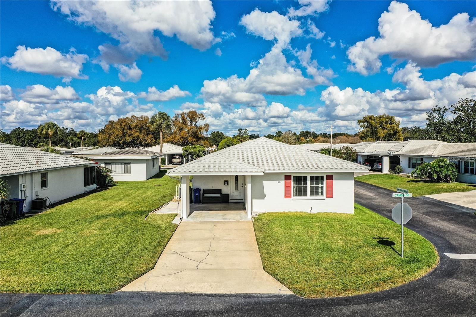 Listing photo 1 for 501 Cameo Dr