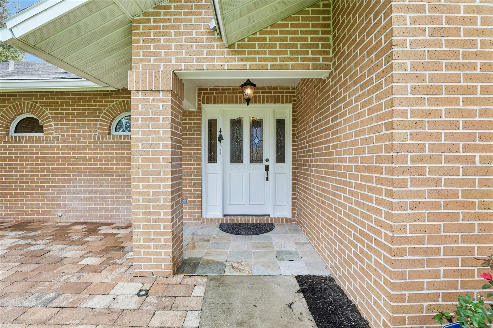 Listing photo 3 for 7273 Chesterhill Cir