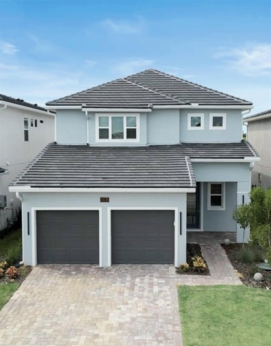 Listing photo 3 for 15726 Vetta Dr