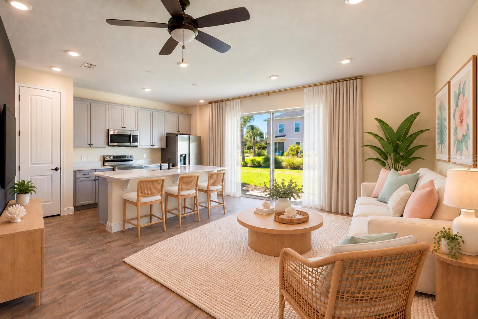 Listing photo 2 for 2910 Castaway Ln