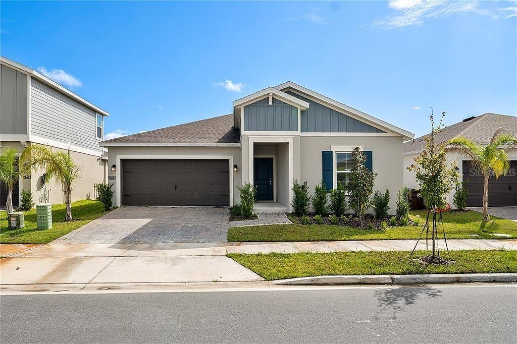 Listing photo 1 for 4753 Golden Knight Blvd